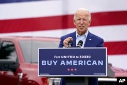 Ứng cử viên Đảng Dân chủ Joe Biden phát biểu trong một sự kiện vận động tranh cử ở Warren, Michigan, ngày 9 tháng 9, 2020.