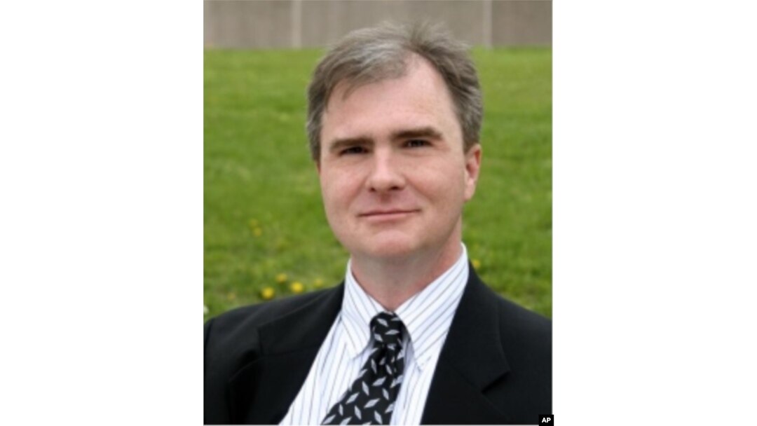 Syracuse University Professor Bob Thompson sees reality TV as a form of contemporary art.