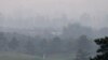 Kabut dan Polusi Ganggu Perjalanan Liburan di China