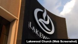 Gereja di Lakewood, Texas terbuka untuk pengungsi badai Harvey yang memerlukan tempat penampungan.