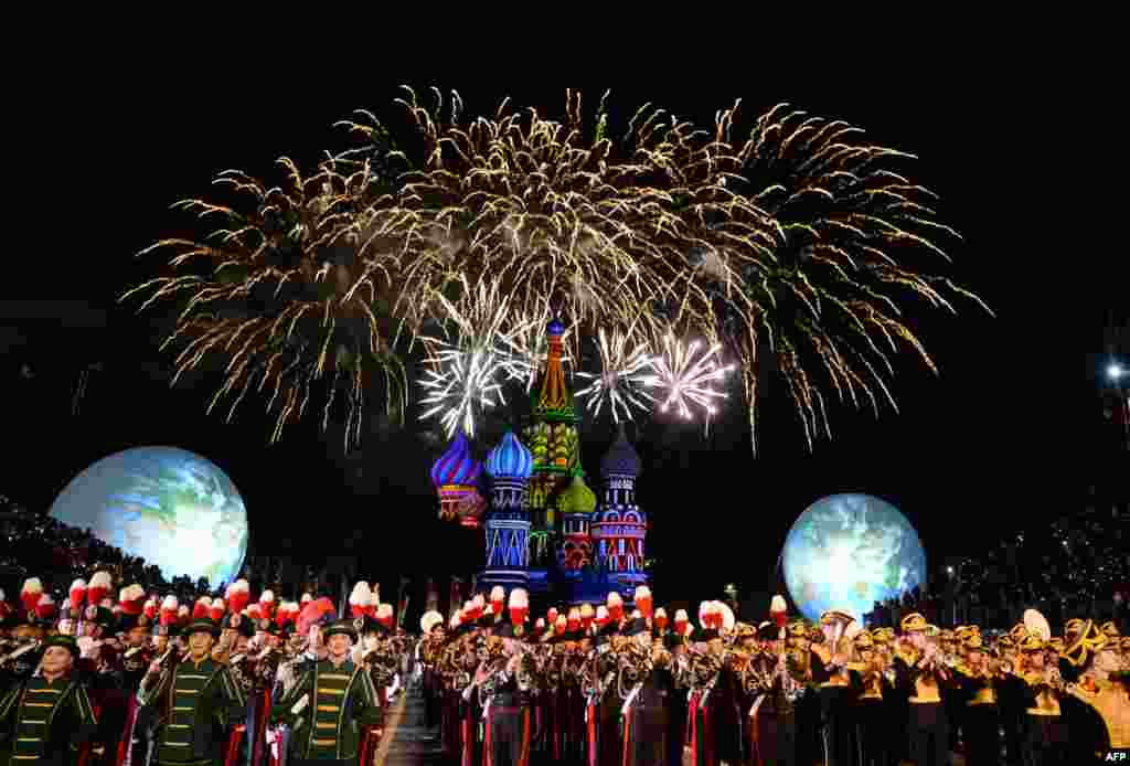 Military bands from different countries perform during the Spasskaya Tower International Military Music Festival on Red Square in Moscow, Russia, Aug. 27, 2016.