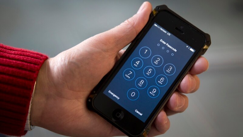 Turn Off, Turn On: Simple Step Can Stop Phone Hackers