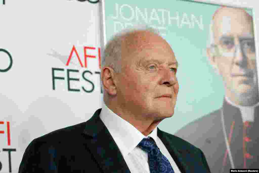 Actor Anthony Hopkins ganhou o Oscar para Melhor Actor pelo seu papel em &quot;O Pai&quot;