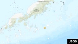 Gempa di lepas pantai Semenanjung Alaska, berpusat di perairan 105 kilometer sebelah selatan-tenggara Perryville, Selasa malam, 21 Juli 2020. 