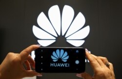 Chính quyền Tổng thống Trump cứng rắn với hãng Huawei của Trung Quốc