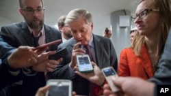 Le sénateur républicain Lindsey Graham au Capitol Hill à Washington, le 3 novembre 2017.