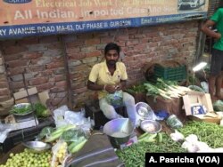 Although bans on single use plastic items exist in many Indian states, they are seldom enforced and plastic bags are widely used by vendors and stores.