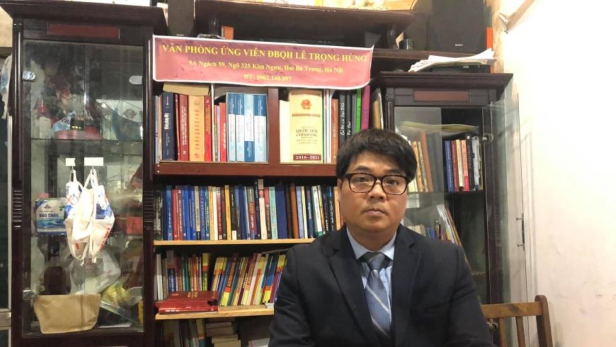 Nhà hoạt động Lê Trọng Hùng không nhận tội, bị tuyên án 5 năm tù
– VOA