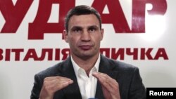 Vitaly Klitschko hari Kamis (24/10) mengatakan ia akan mengikuti pemilihan Presiden Ukraina mendatang (foto; dok). 