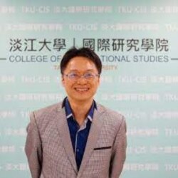 台湾淡江大学欧洲研究所所长卓忠宏。（卓忠宏提供）