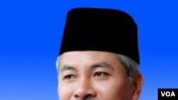 Dr. Muhammad Khir Toyo