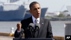 President Barack Obama speaks about the economy at the Port of New Orleans, Nov. 8, 2013.