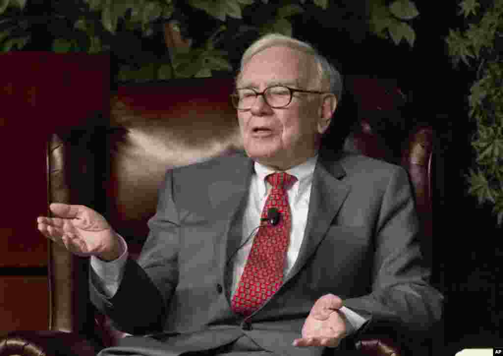 #3 - Warren Buffett, pela Berkshire Hathaway. $72.7 Mil Milhões.