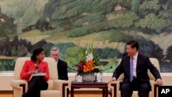 سوزان رایس، مشاور امنیت ملی آمریکا در دیدار با ژی جین‌پینگ، رئیس‌جمهوری چین – پکن، ۱۸ شهریور ۱۳۹۳