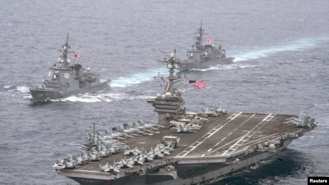 Tàu sân bay Hải quân Hoa Kỳ USS Carl Vinson