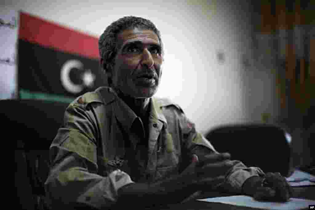 Libyan Air Force Colonel Abdel Salam Suhaib, who defected to join the rebellion, speaks with AFP in Rujban, west of the rebel stronghold of Zintan on July 16, 2011. (AFP)
