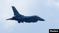 Dos aviones de combate F-16 de la Guardia Nacional Aérea de Carolina del Sur colisionaron en pleno vuelo sobre Georgia.