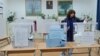 Glasanje na biračkom mestu u Beogradu (Fonet)