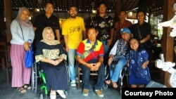 Para penggerak Gandem, memperjuangkan kesetaraan hak politik penyandang disabilitas di Yogyakarta. (Foto courtesy: Gandem)