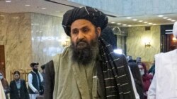 Ko-osnivač pokretaTaliban Mula Abdul Gani Baradar dolazi sa članovima delegacije Talibana na međunarodnu mirovnu konferenciju u Moskvi 18. marta 2021.