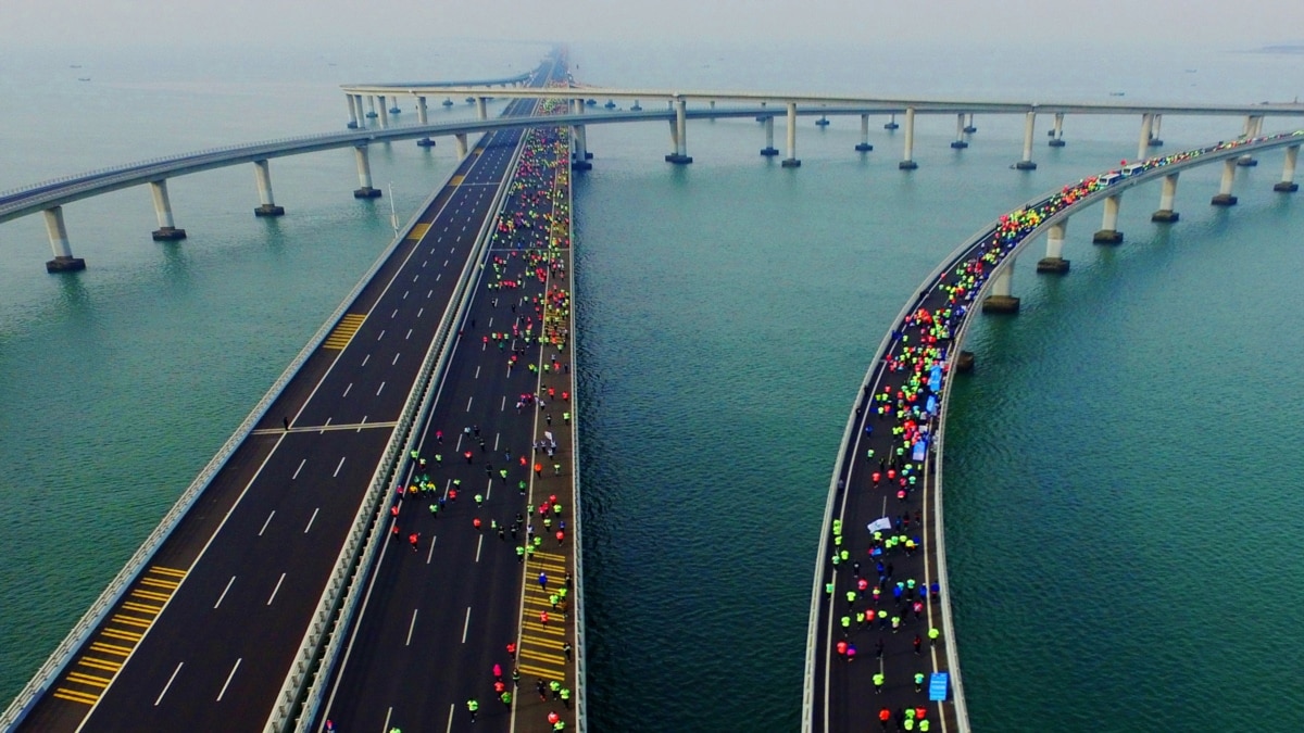 Циндаоский мост в Китае