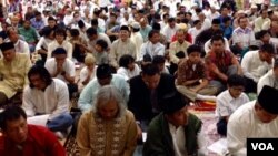 Indonesian community Eid prayer, NOVA campus, VA