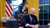 Biden Dapat Berkompromi Soal Bantuan Terkait Virus