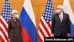 ABD Dışişleri Bakanı Yardımcısı Wendy Sherman ve Rusya Dışişleri Bakanı Yardımcısı Sergey Ryabkov