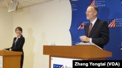 美国在台协会台北办事处长郦英杰上任后首次记者会