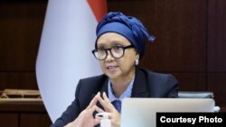 Menteri Luar Negeri Retno Marsudi hari Rabu (24/6) mengikuti pertemuan virtual bersama sejumlah menteri luar negeri membahas isu Israel-Palestina. Courtesy : Kemlu RI.