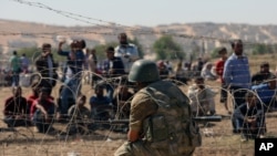 Pengungsi Suriah di perbatasan Turki