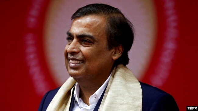 Mukesh Ambani, PDG de Reliance Industries, à l'Université Pandit Deendayal Petroleum à Gandhinagar, en Inde, le 23 septembre 2017.