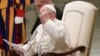 Le pape critique "la liberté sans contraintes"