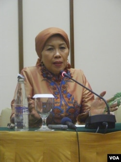 Kepala Perpustakaan Nasional Indonesia, Dra. Sri Sularsih (29/5).