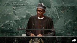 Le président Muhammadu Buhari parle lors d'une conférence de presse lors de la 71e session des Nations unies, le 20 septembre 2016.