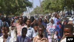 Somali’de Bir Grup Yabancı Milyonlarca Dolarla Yakalandı