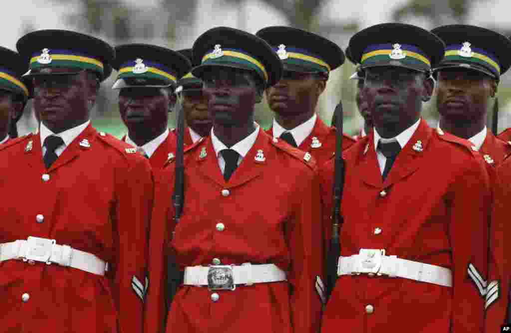 Nigeria police parade during the inauguration ceremony of Nigerian President Goodluck Jonathan at the main parade ground in Nigeria's capital of Abuja Sunday, May 29, 2011. Goodluck Jonathan was sworn in Sunday for a full four-year term as president of Ni