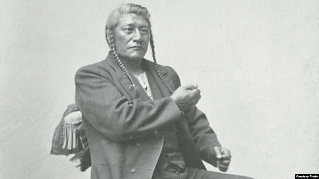 Detail of portrait of Shoshoni Chief Tendoi Demonstrating Sign Language. (Photo by Charles M. Bell, circa 1880, courtesy National Anthropological Archives, Smithsonian Institution, Washington, D.C.)