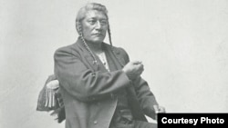 Detail of portrait of Shoshoni Chief Tendoi Demonstrating Sign Language. (Photo by Charles M. Bell, circa 1880, courtesy National Anthropological Archives, Smithsonian Institution, Washington, D.C.)