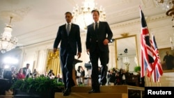El presidente Obama y el primer ministro del Reino Unido, David Cameron ofrecieron una conferencia de prensa luego de su reunión privada.