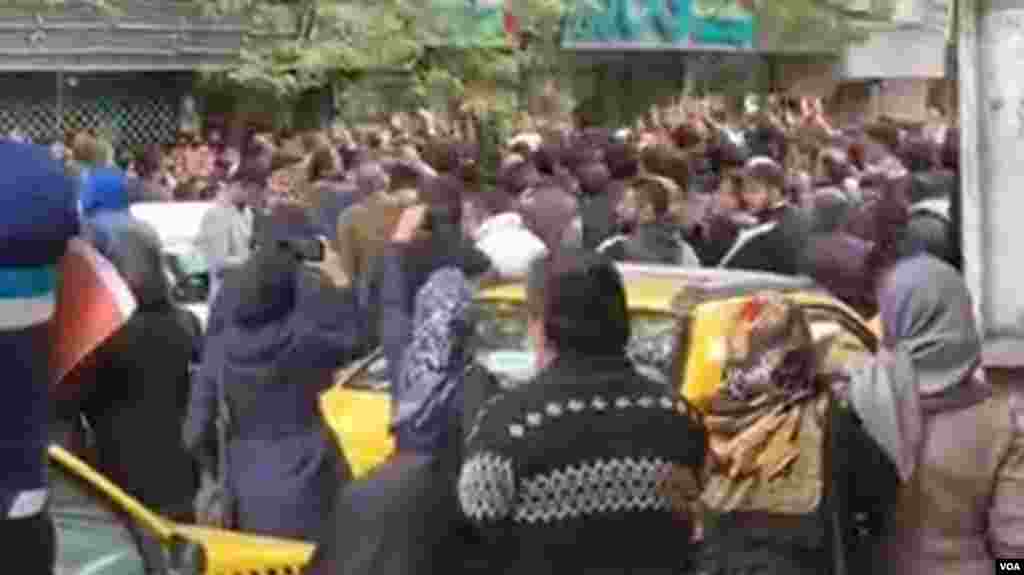 تصاویر مربوط به اعترضات در شهرهای مختلف ایران- ساری