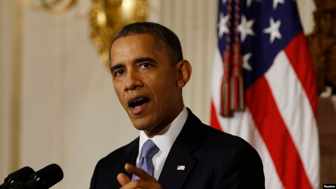 U.S. President Barack Obama delivers remarks on the end of the U.S. government shutdown in the State Dining Room of the White House, Oct. 17, 2013.