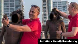 Un homme prend un selfie avec un autre homme tout en saisissant ses cheveux dans son poing. (Facebook/Jonathan Small)