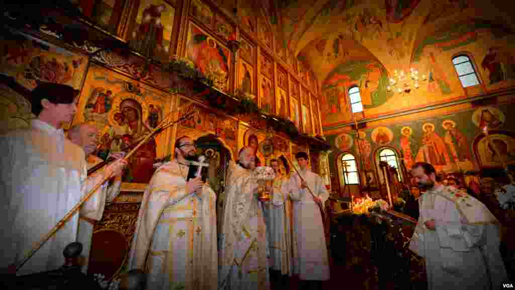 Рождественская литургия в соборе святого Иоанна Предтечи