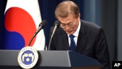 South Korea's new President Moon Jae-in speaks during a press conference at the presidential Blue House in Seoul, May 10, 2017. Experts see Moon and U.S. President Donald Trump on a potential collision course over North Korea.