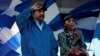 Presiden Daniel Ortega dan istrinya, Wapres Rosario Murillo dalam acara parade di Managua, Nikaragua (foto: dok). 