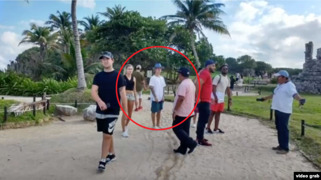 Justin Bieber captado en las ruinas de Tulum, en la Riviera Maya.