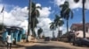 Rua da cidade do Uíge, em Angola