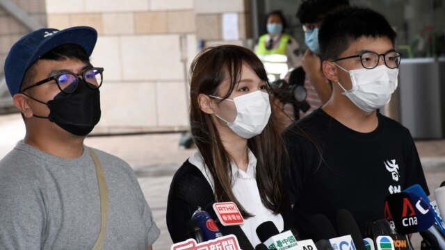 香港活动人士黄之锋等人入狱 台湾朝野齐声谴责 - 12月 03, 2020