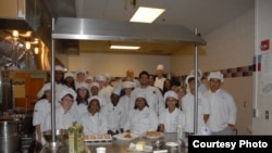 L'équipe des chefs Albisu et Gueye au Lycée TC Williams, à Alexandria, VA